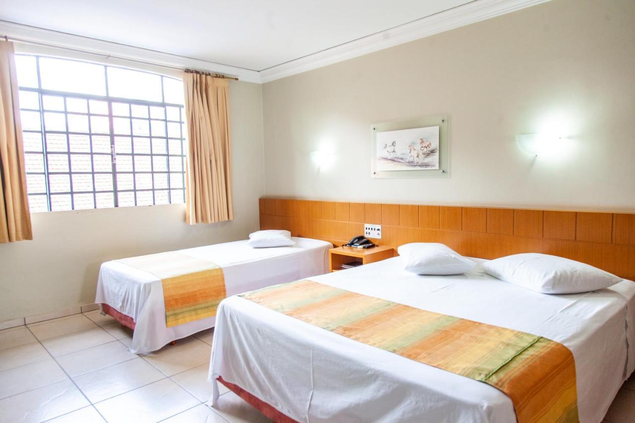 Vila Verde Hotel Toledo  Eksteriør bilde
