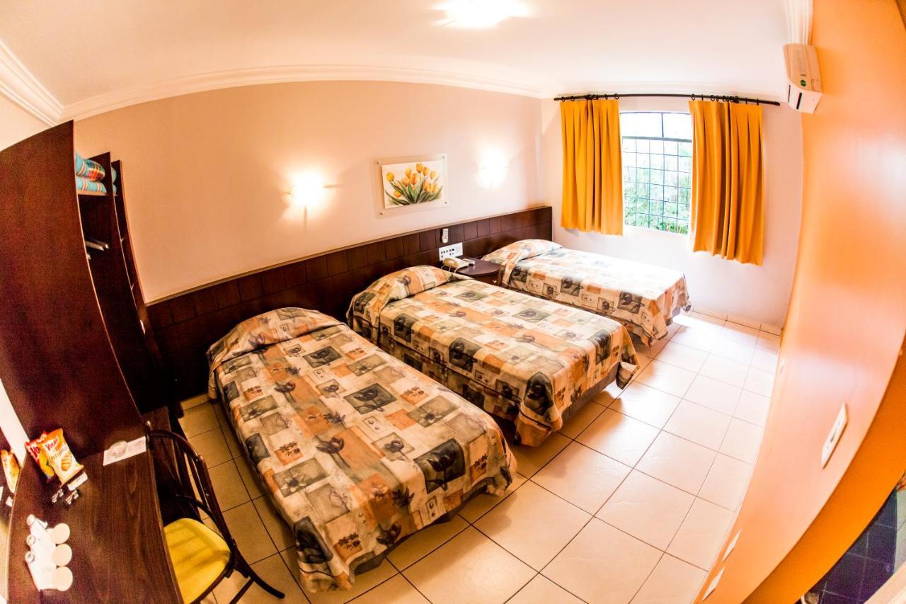 Vila Verde Hotel Toledo  Eksteriør bilde