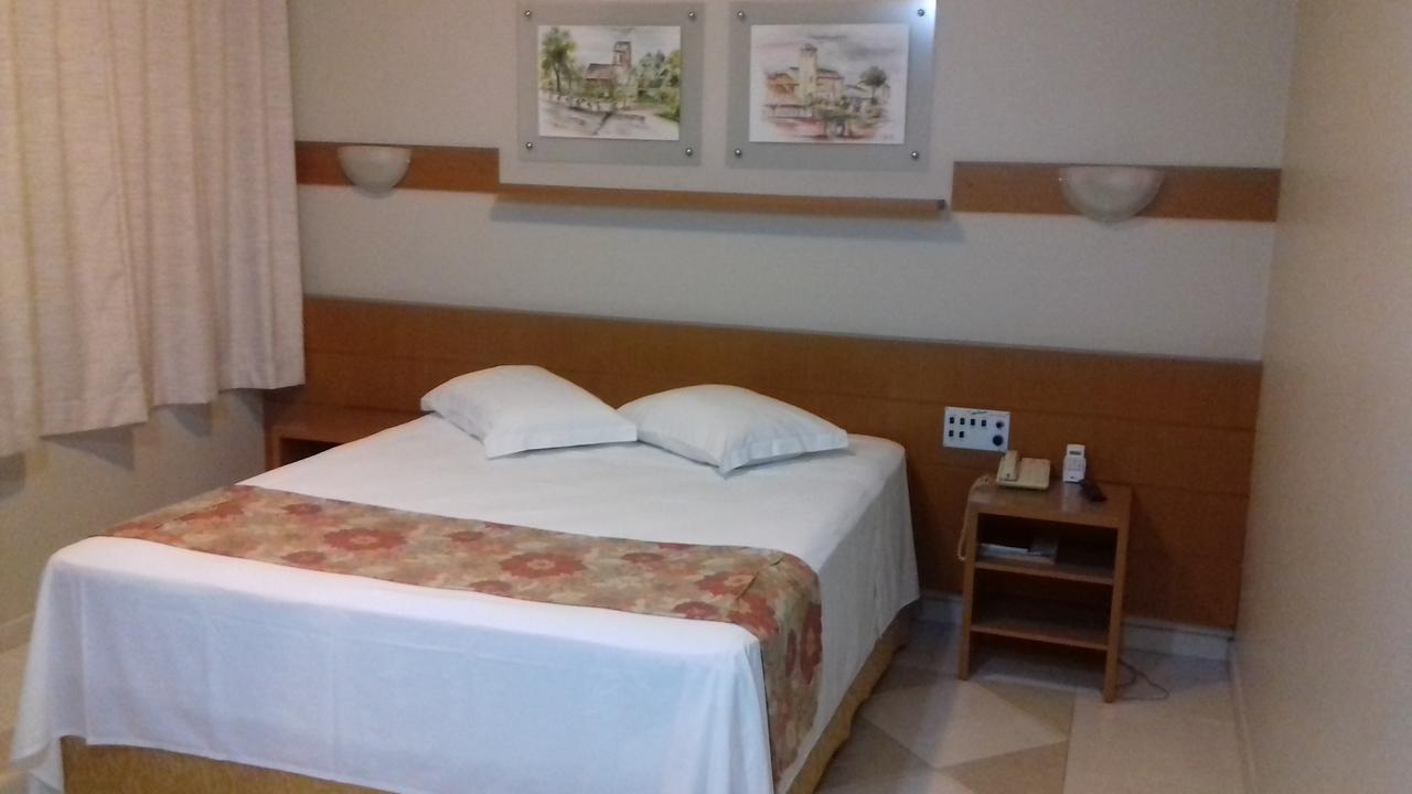 Vila Verde Hotel Toledo  Eksteriør bilde
