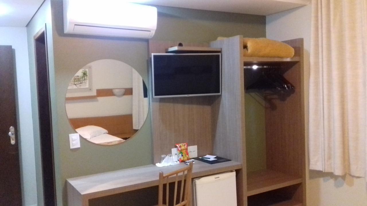 Vila Verde Hotel Toledo  Eksteriør bilde